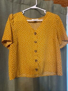 URBAN Romantics Mustard Polka Dot Button-Front Blouse